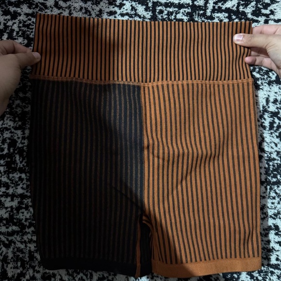 NWOT FP Movement Stripe Mixing Short / Black + Myrrh Combo M/L - Picture 9 of 11